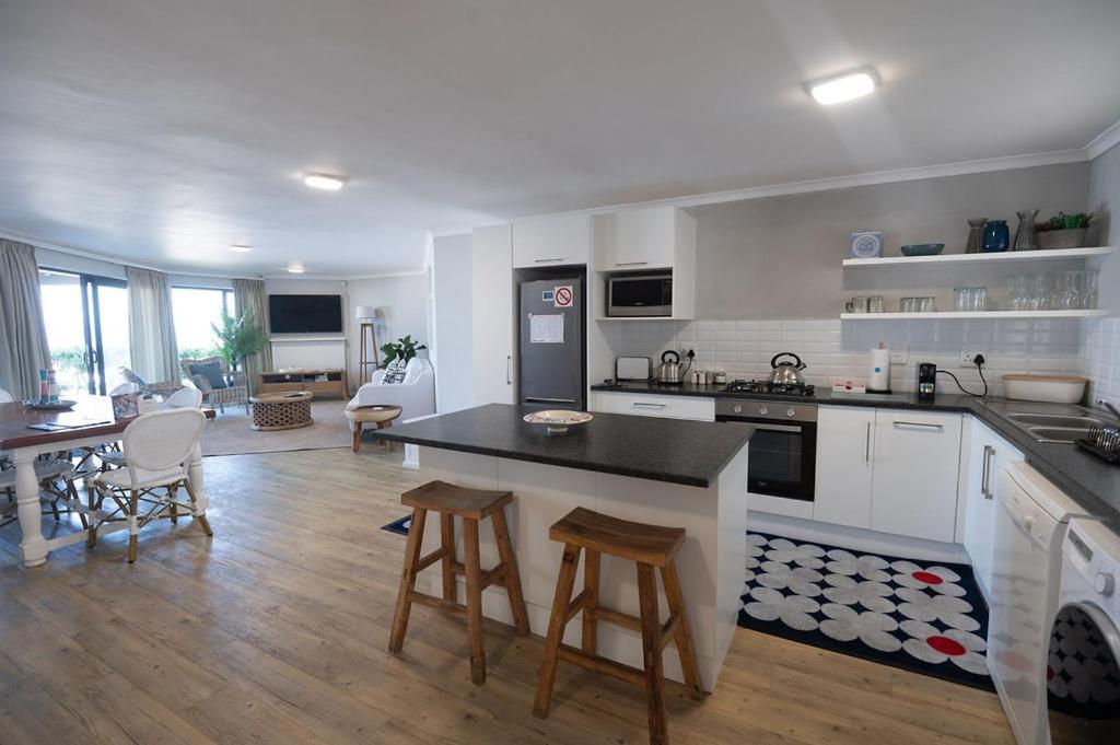 Picnic Rock Seaside Accommodation ケールボアムストラント 部屋 写真